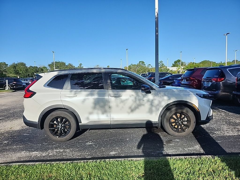 Used 2024 Honda CR-V Sport image 3
