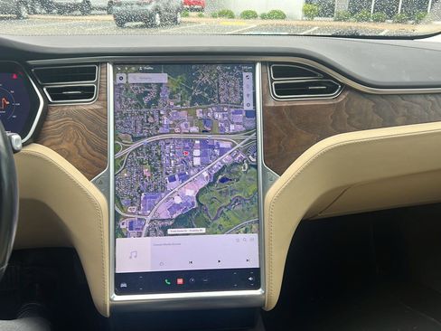 Used 2017 Tesla Model S 75D AWD/4WD image 21