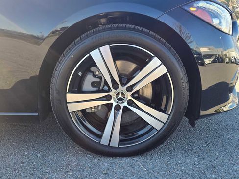 Used 2022 Mercedes-Benz C 300 Sedan image 9