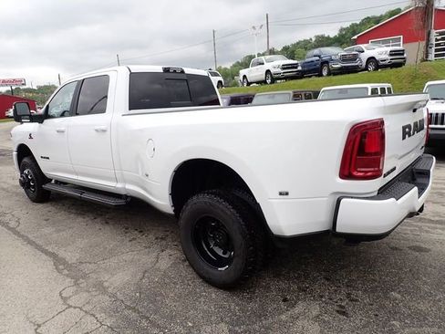 New 2026 RAM 3500 Laramie AWD/4WD image 3