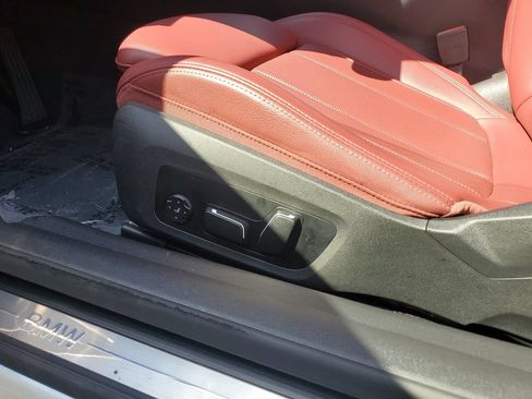 Used 2025 BMW 430i Convertible RWD image 23