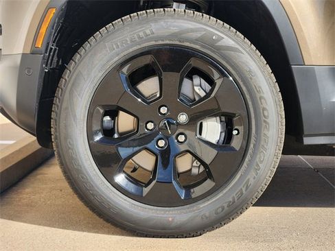 New 2026 Land Rover Defender 110 S image 7