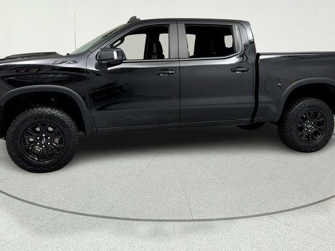 Certified 2025 Chevrolet Silverado 1500 ZR2 w/ Technology Package AWD/4WD image 2