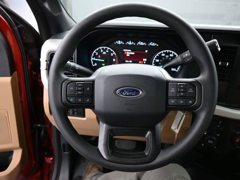 New 2025 Ford F350 XLT image 24