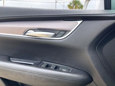 Used 2020 Cadillac XT5 Luxury FWD image 68