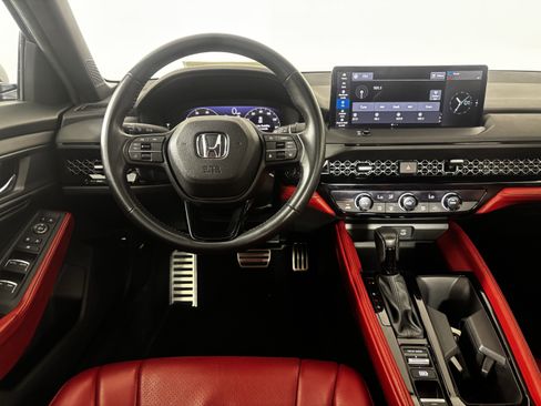 Used 2024 Honda Accord Sport image 32