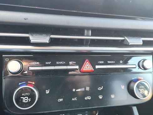 Used 2025 Hyundai Tucson SEL image 17