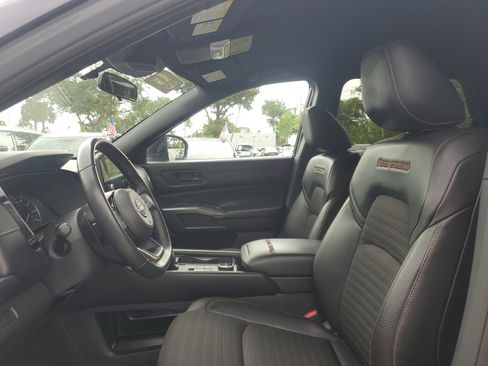 Used 2023 Nissan Pathfinder Rock Creek image 9