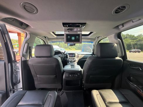 Used 2020 Chevrolet Tahoe Premier AWD/4WD image 29