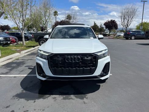 Used 2025 Audi Q7 2.0T Premium Plus w/ Premium Plus Package AWD/4WD image 2