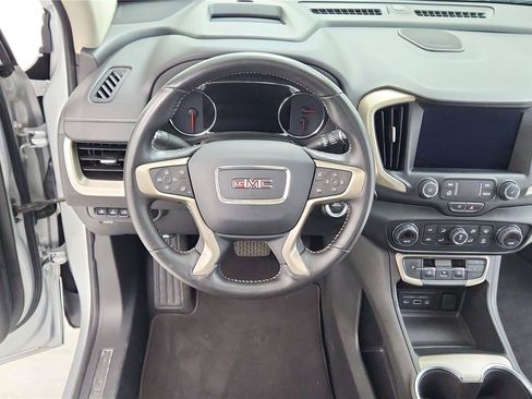 Used 2022 GMC Terrain Denali AWD/4WD image 16
