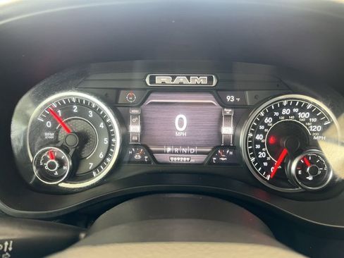 Used 2020 RAM 1500 Big Horn AWD/4WD image 14