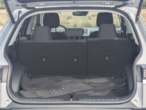 Used 2024 Hyundai Ioniq 5 SEL image 12