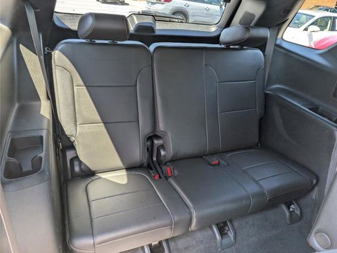 Used 2023 Chevrolet Traverse Premier w/ LPO, Floor Liner Package AWD/4WD image 14
