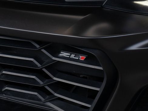 Used 2021 Chevrolet Camaro ZL1 image 8