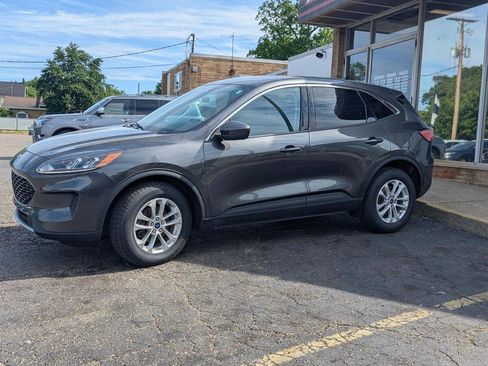 Used 2020 Ford Escape SE AWD/4WD image 4