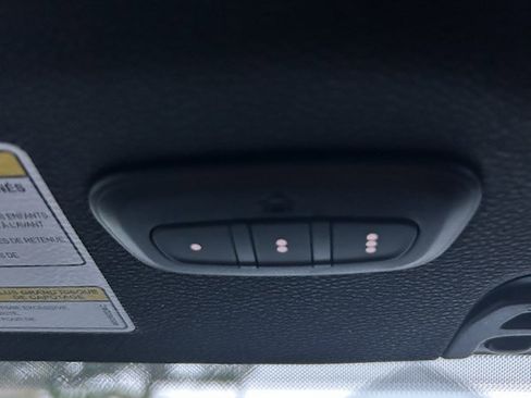 Used 2022 Jeep Wrangler Sport AWD/4WD image 25