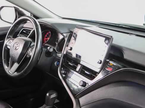 Used 2024 Toyota Camry XSE image 25