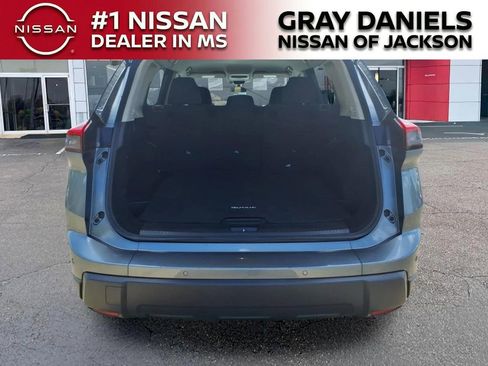 Used 2024 Nissan Rogue S FWD image 8
