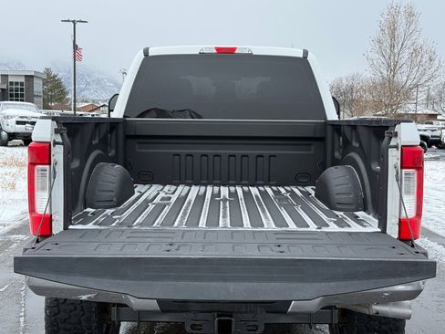 Used 2018 Ford F250 XLT image 11