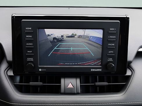 Used 2021 Toyota RAV4 LE image 35