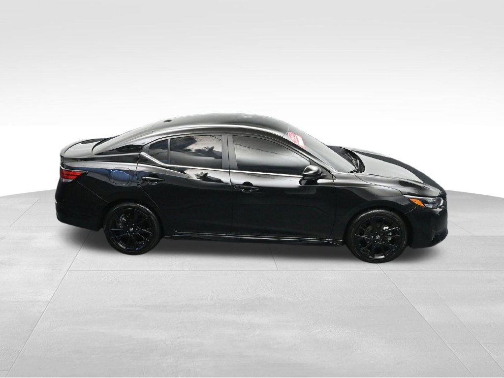 Used 2025 Nissan Sentra SR w/ Midnight Edition FWD image 34