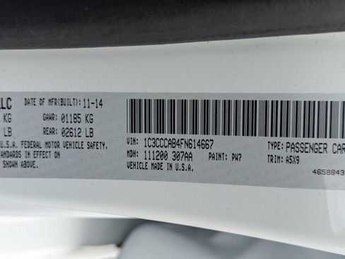 Used 2015 Chrysler 200 Limited w/ Convenience Group FWD image 32