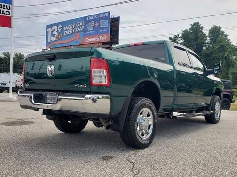 Used 2024 RAM 2500 Tradesman w/ Chrome Appearance Group AWD/4WD image 3