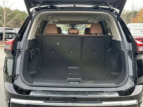 New 2026 Nissan Rogue Platinum image 13