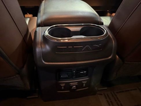 Used 2017 Nissan Titan Platinum Reserve image 25