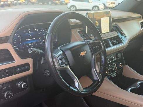Used 2023 Chevrolet Tahoe Premier AWD/4WD image 10
