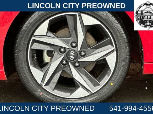 Used 2021 Hyundai Elantra SEL w/ Convenience + Premium Package image 23