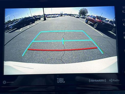 Used 2021 Toyota Highlander XSE image 26