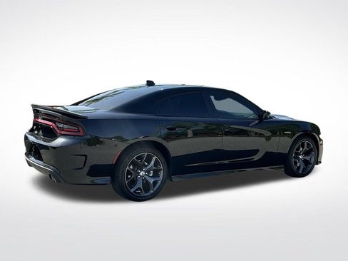 Used 2022 Dodge Charger R/T w/ Blacktop Package RWD image 16