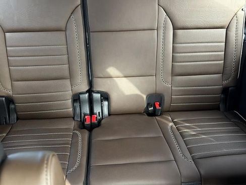 Used 2025 GMC Yukon XL Denali Ultimate w/ LPO, Floor Liner Package AWD/4WD image 23