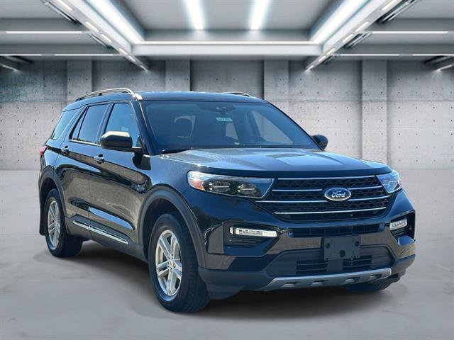 Used 2023 Ford Explorer XLT w/ Equipment Group 202A AWD/4WD image 25