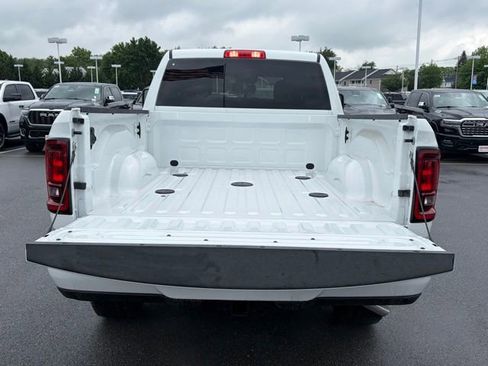 New 2026 RAM 2500 Big Horn AWD/4WD image 7