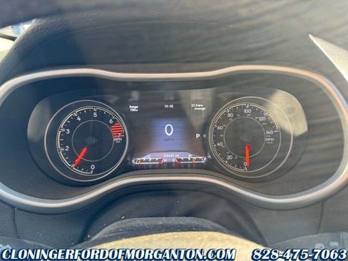 Used 2017 Jeep Cherokee Trailhawk image 31