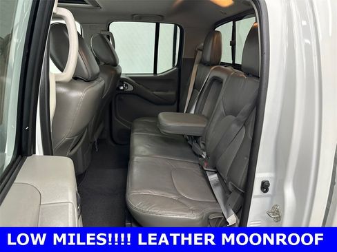 Used 2019 Nissan Frontier SL image 21