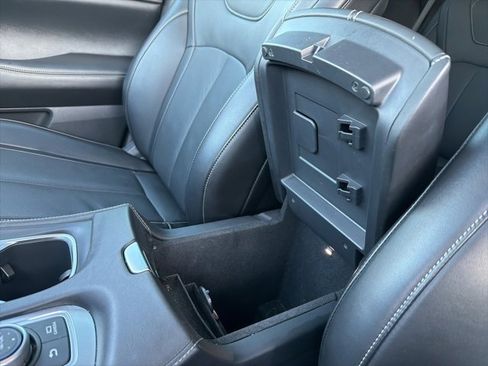 Used 2024 INFINITI QX60 Sensory w/ Vision Package image 22