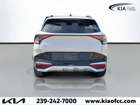 Certified 2023 Kia Sportage SX FWD image 4