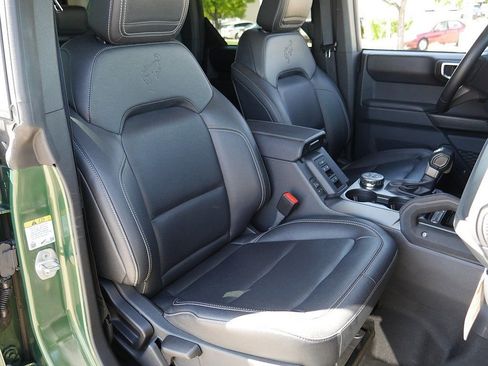 Used 2025 Ford Bronco Badlands AWD/4WD image 59