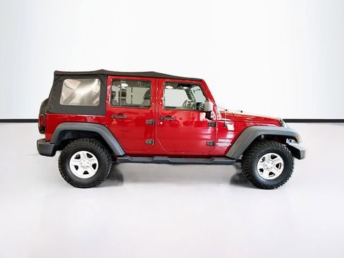 Used 2012 Jeep Wrangler Unlimited Sport AWD/4WD image 5