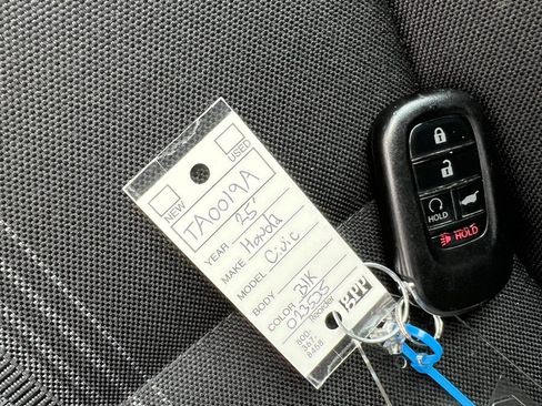 Used 2025 Honda Civic Sport image 38
