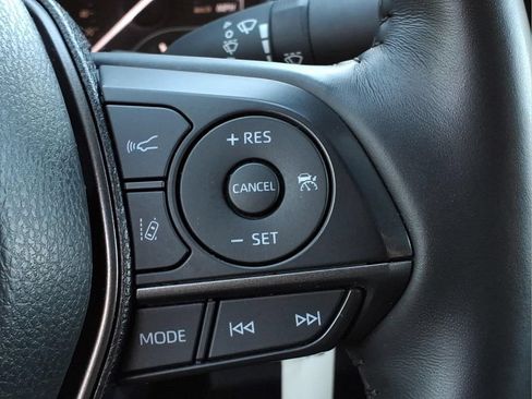 Used 2024 Toyota Camry SE FWD image 23