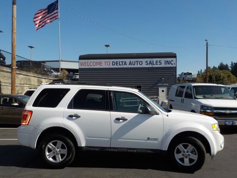 Used 2012 Ford Escape FWD Hybrid image 2