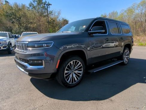 New 2024 Jeep Grand Wagoneer Series III AWD/4WD image 8