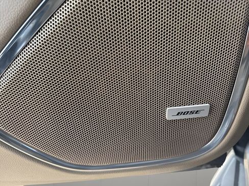 Used 2018 GMC Yukon SLT image 22