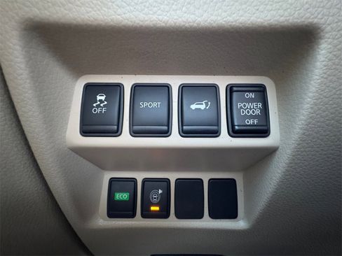 Used 2016 Nissan Rogue SL w/ SL Premium Package image 28