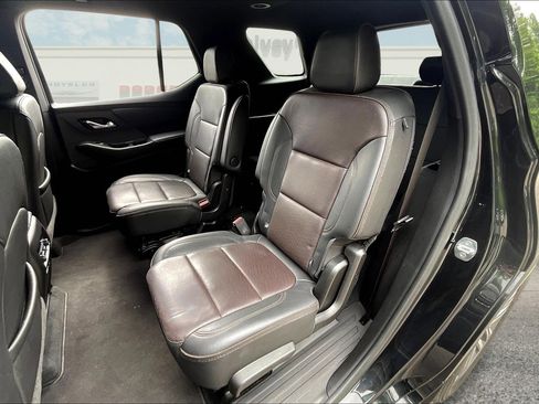 Used 2022 Chevrolet Traverse High Country image 24